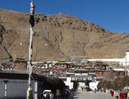 Lhamo Lha tso Oracle Lake Trekking