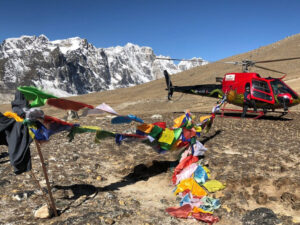 ebc helicopter tour with landing