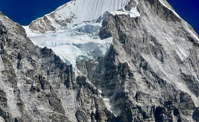 Everest base camp helicopter tour Lobuche