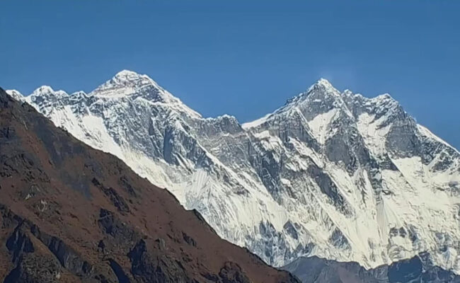 Everest base camp helicopter tour view image